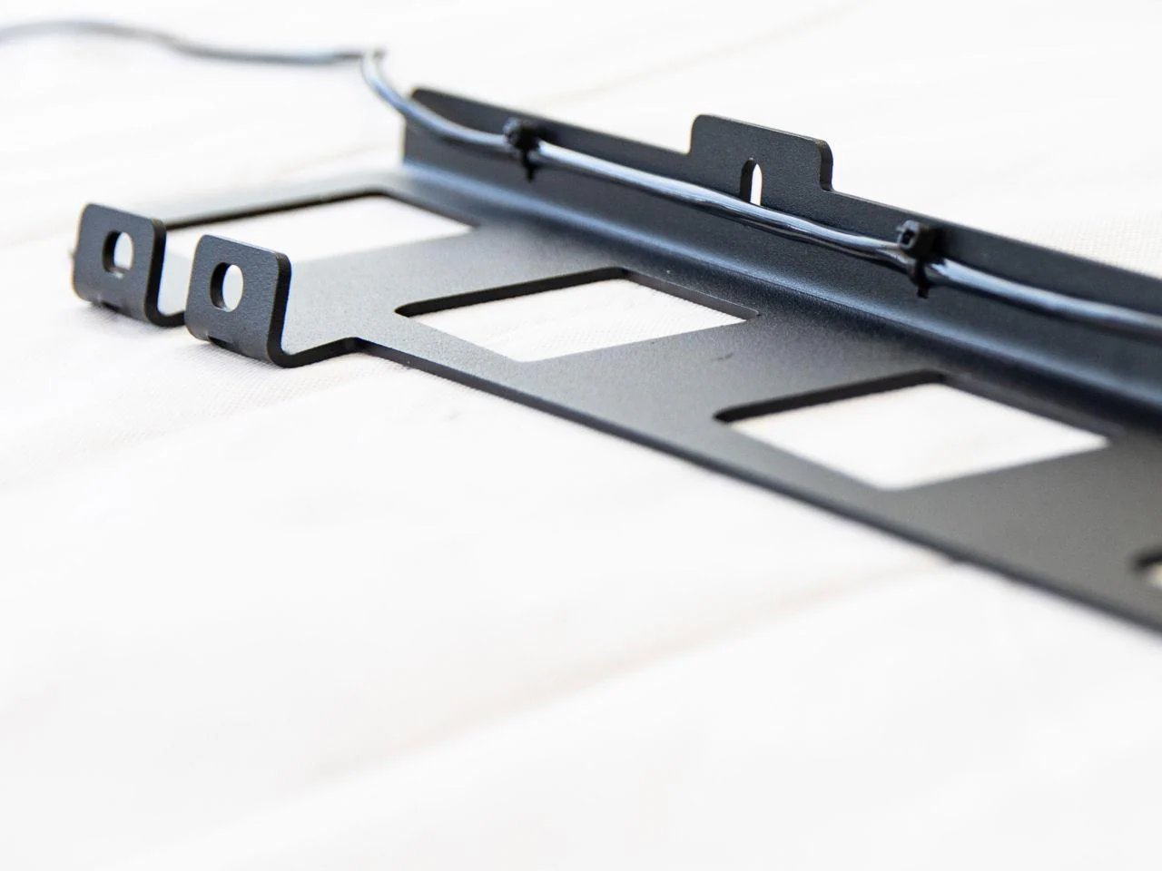 Ridge Mount Bundle to suit Nissan Patrol Y62 (12/2022 on) with 2000 x 1400mm Tray - Image 8